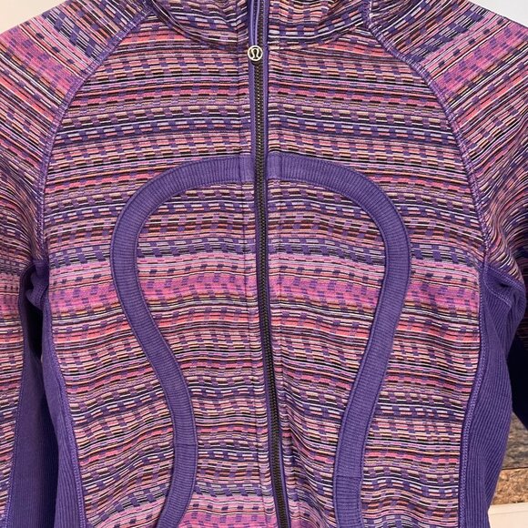 Lululemon Suba Hoodie II Women Size 6 Logo Athletic Athleisure Workout Gym Yoga - Picture 4 of 8